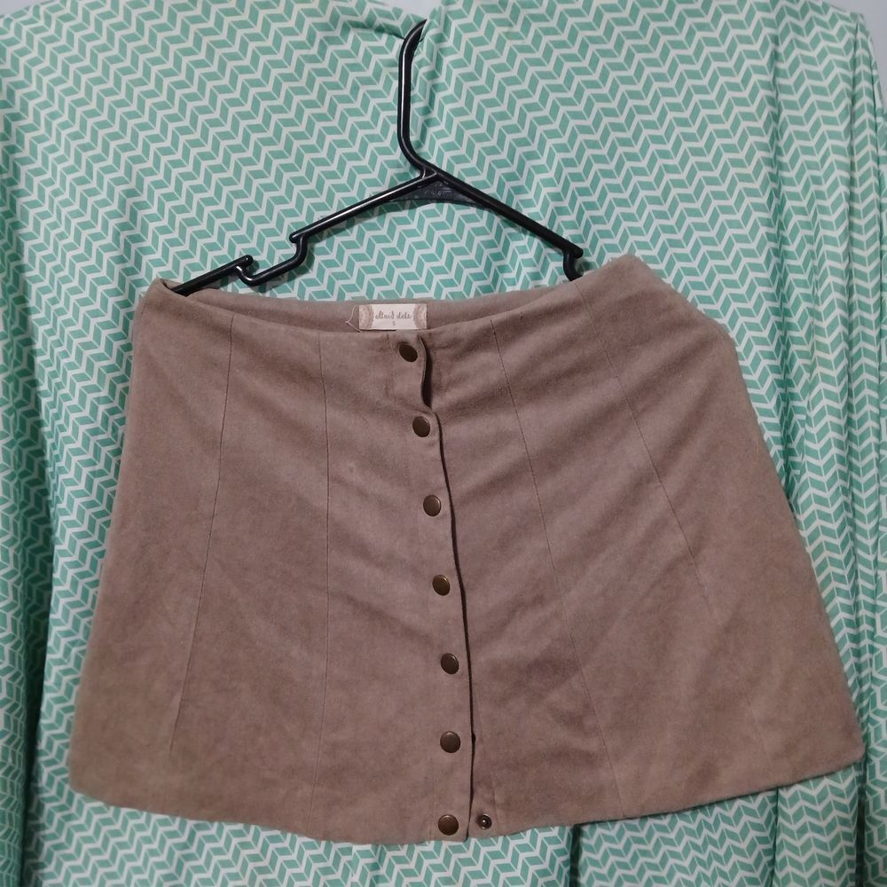 Altar'd State Size S suede Beige Buttoned Mini Skirt - Picture 2 of 5